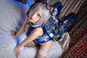 [Net Red COSER] Anime-Bloggerin Cat Tian Sheng Nana - Iron Eater