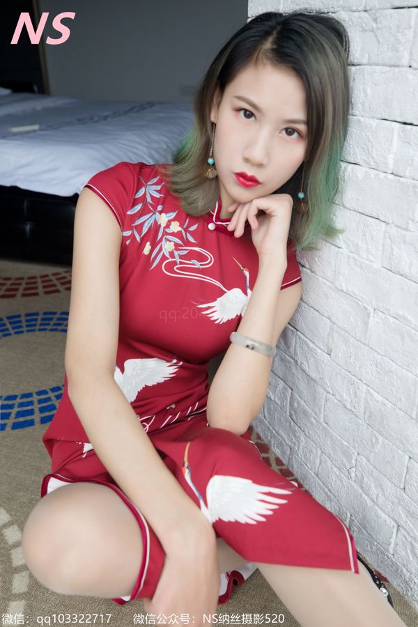 张若若《旗袍丝袜》 [纳丝摄影]
