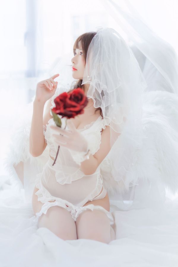 [美女Coser] 桜桃喵 《轻纱01》