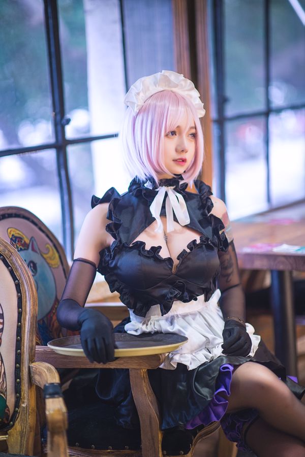 COSER Lolita "Die Magd" [COSPLAY Beauty]