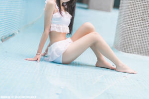 [Meow Sugar Movie] VOL.312 Keimung Er o0 Pool Cute Girl