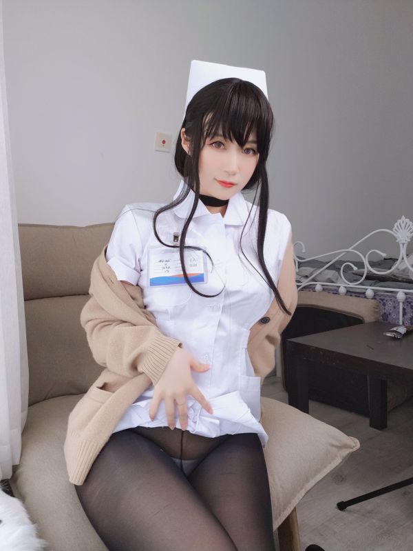 Baiyin 81 "Petite infirmière aux cheveux longs" [COSPLAY Beauty]